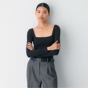 Aritzia Babaton Original Contour Squareneck Bodysuit Size Small